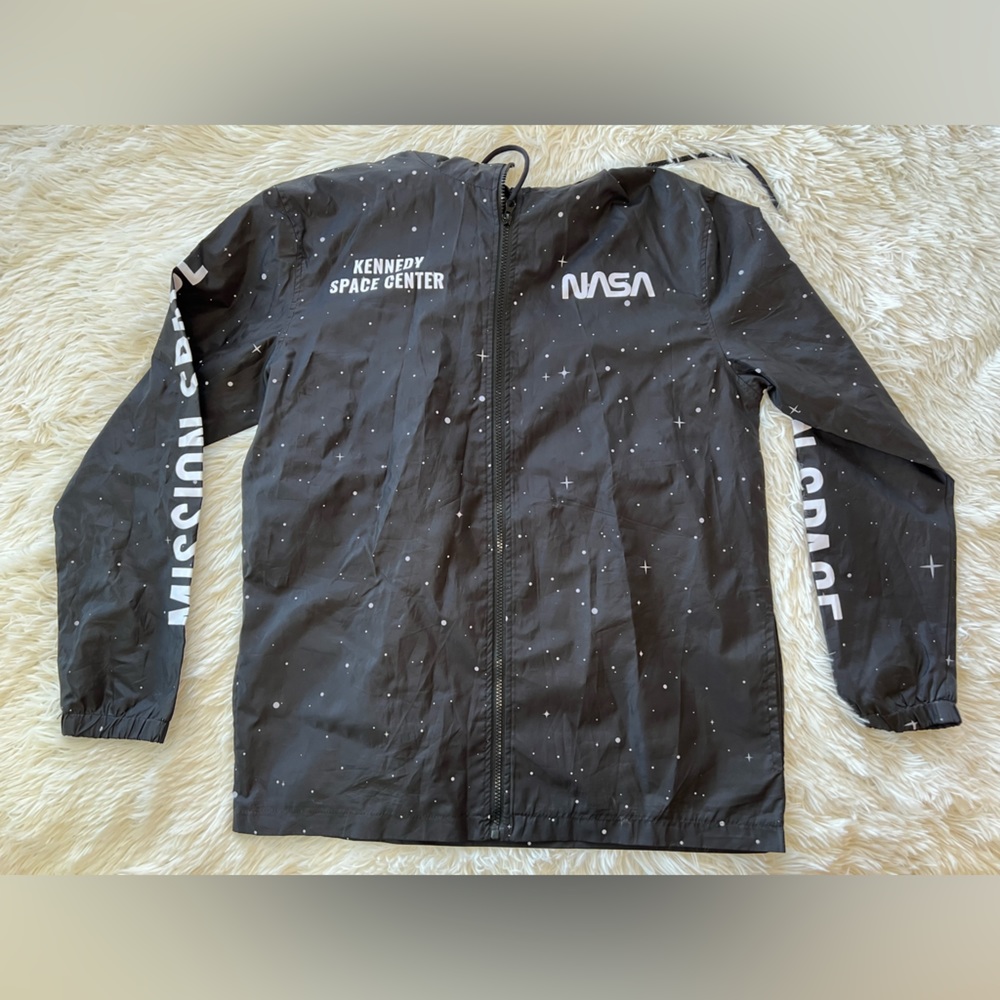Men's lightweight NASA graphic print Anorak Jacket from Hyper Space. Size S